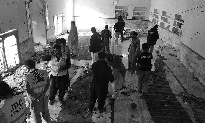 At least 10 injured in Shikarpur suicide blast