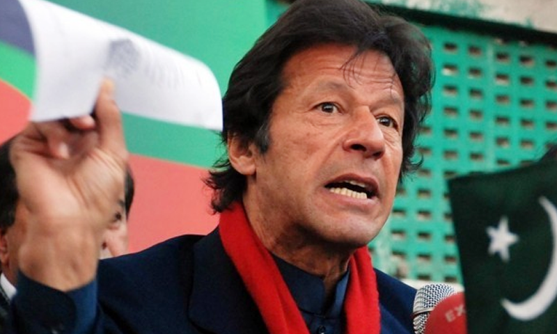 Imran gives deadline to Prime Minister