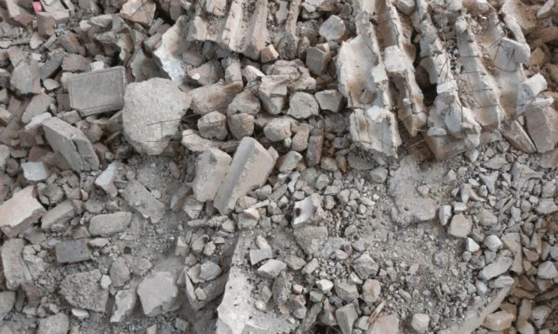 Five of a family died as roof of house in Khyber Agency cave in