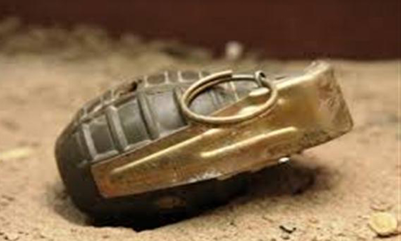 Karachi: one dead 15 injured in grenade attack