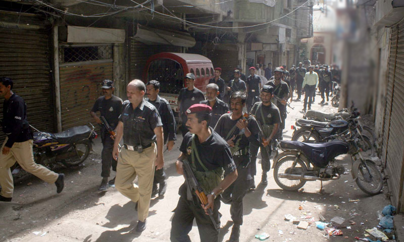 Police and Rangers arrested 81 'suspects' in Karachi