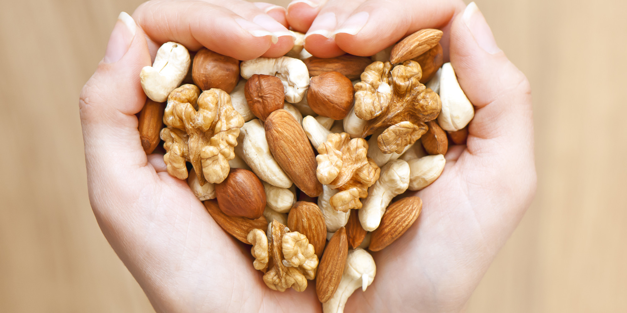 Handful of nuts daily cuts risk of heart disease, cancer