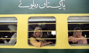 Pakistan Railways inaugrates special Christmas train