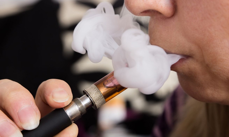 E-cigarettes a 'major public health concern': US surgeon general