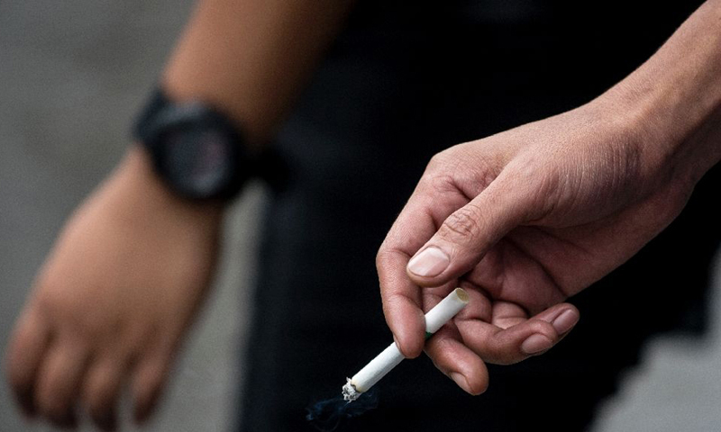 Smoking costs $1.4 tn in health care, labour loss: study