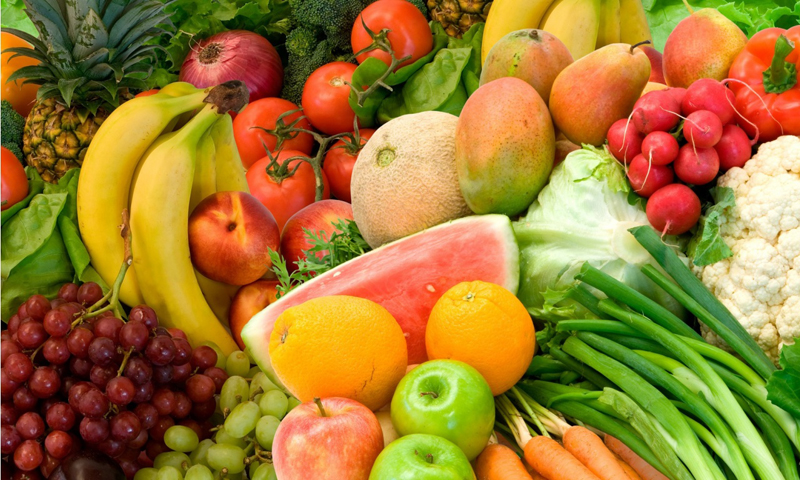 Fruit and vegetable-rich diet may lower lung disease risk