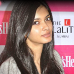 B-town girls look stunning even without layers of makeup, see pictures