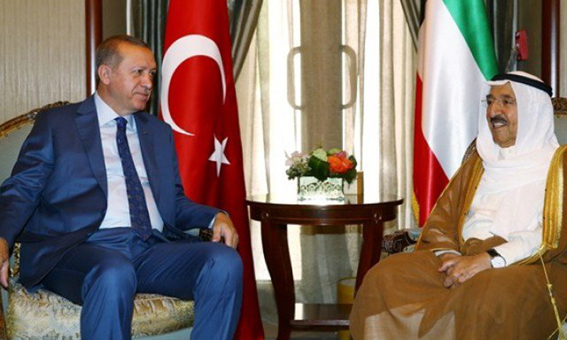 Erdogan in Qatar for talks on Gulf crisis