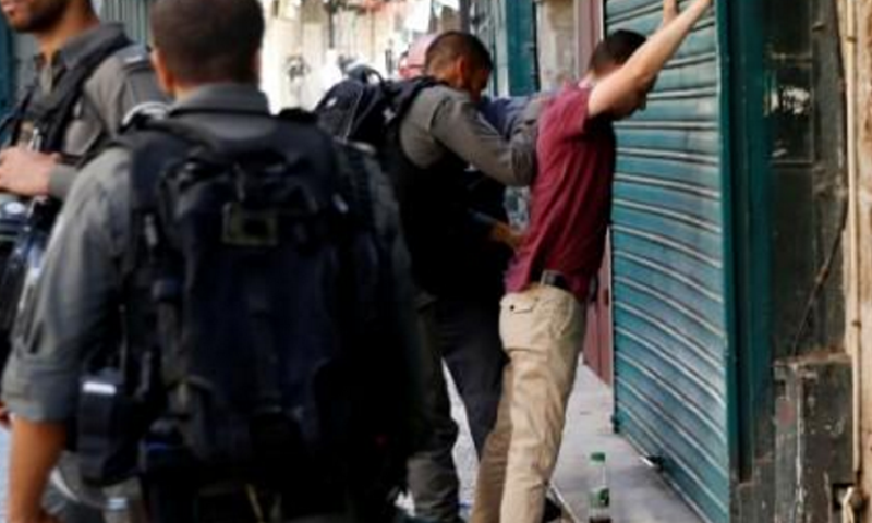 Two Israeli policemen shot dead near Jerusalem holy site, gunmen killed: police
