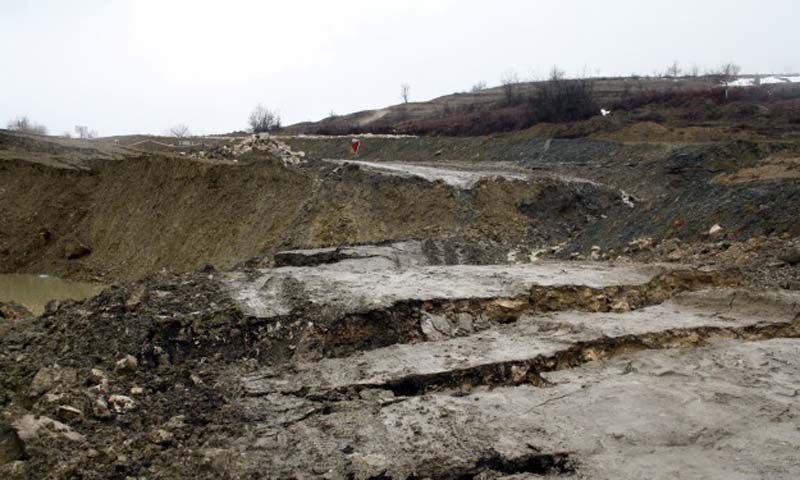 Five killed, 10 missing in landslide in remote India