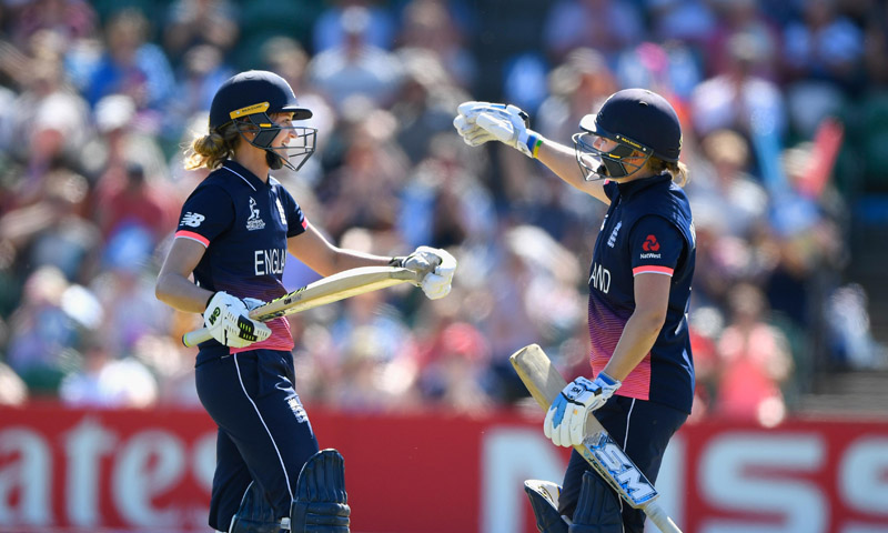 Taylor helps steer England into World Cup final