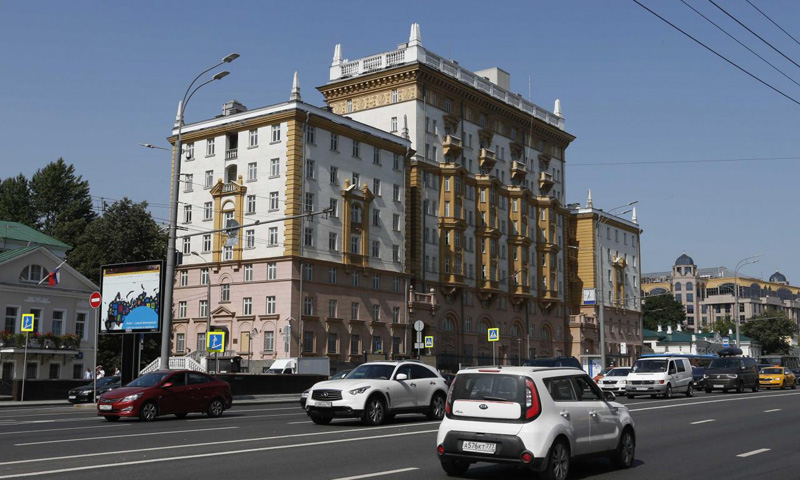 U.S. scales back visa services in Russia after Putin cuts its staff