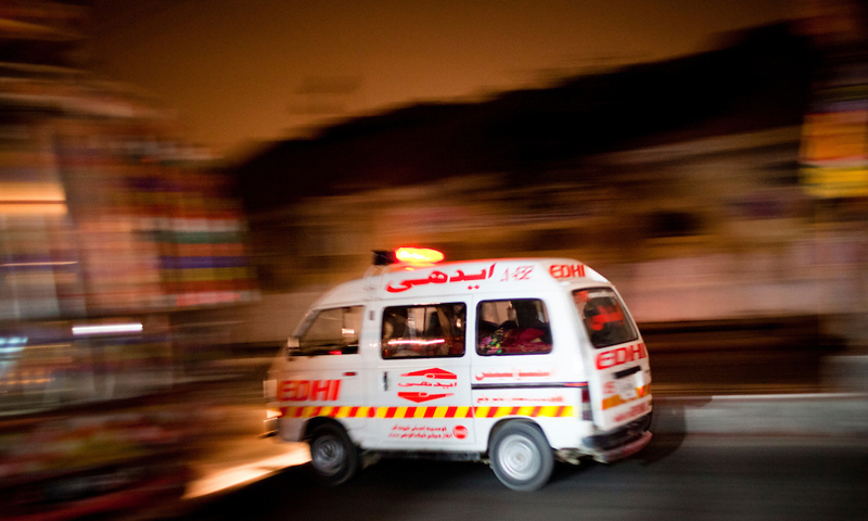 Six killed as vehicle catch fire in Karachi