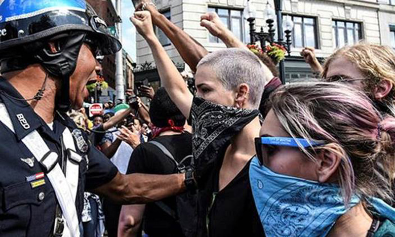 Boston march against hate speech avoids Charlottesville chaos