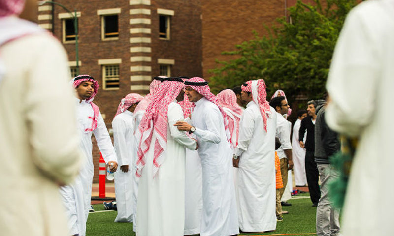 Muslims in Middle East, US celebrate Eid as hajj enters final days