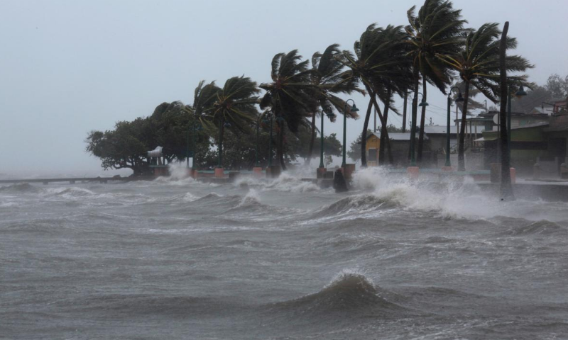 Hurricane Irma lashes Caribbean islands; Florida braces for hit