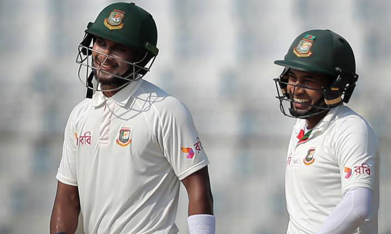Bangladesh 253-6 at stumps against Australia