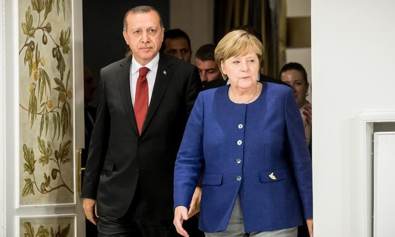 Turkey criticizes German 'populism' after Merkel shift on EU membership