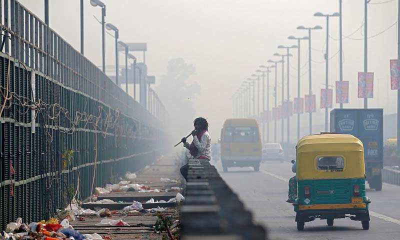 Toxic firecracker haze darkens Indian capital after festival of lights