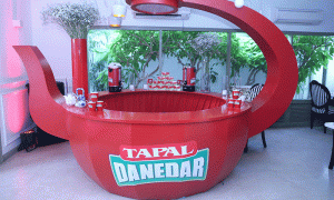 TapalDanedar introduces Elaichi flavored tea with an evening of tea and music