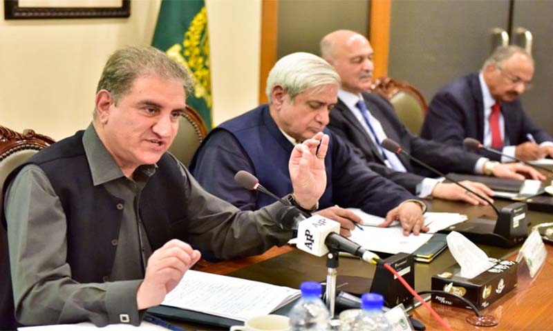 Will never leave our Kashmiri brothers and sisters alone: FM Qureshi