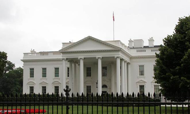 White House gives lawmakers formal notice of Iraq strike amid complaints from Democrats