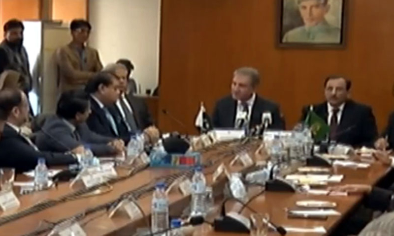 Indian steps in occupied Kashmir have destroyed valley's economy: FM Qureshi
