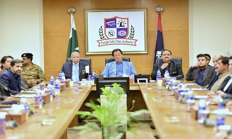 PM Imran, CM Buzdar discuss provincial development projects