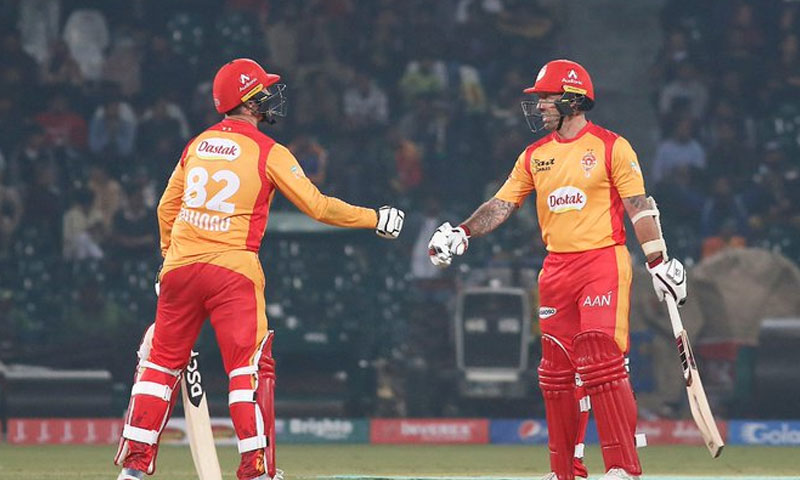 Islamabad United beat Multan Sultans by eight wickets