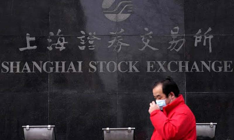 Virus fears wipe $393 billion off China's stock market despite government support moves