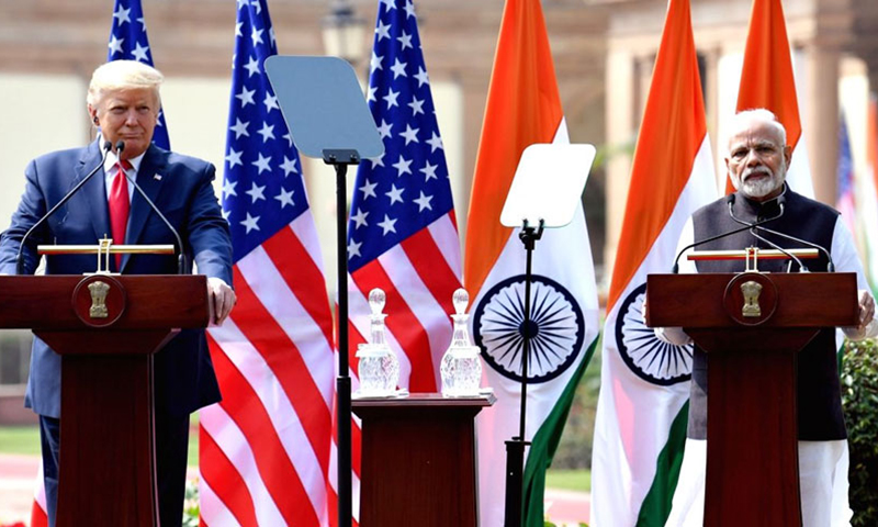 Trump again offers to mediate b/w Pakistan, India on Kashmir