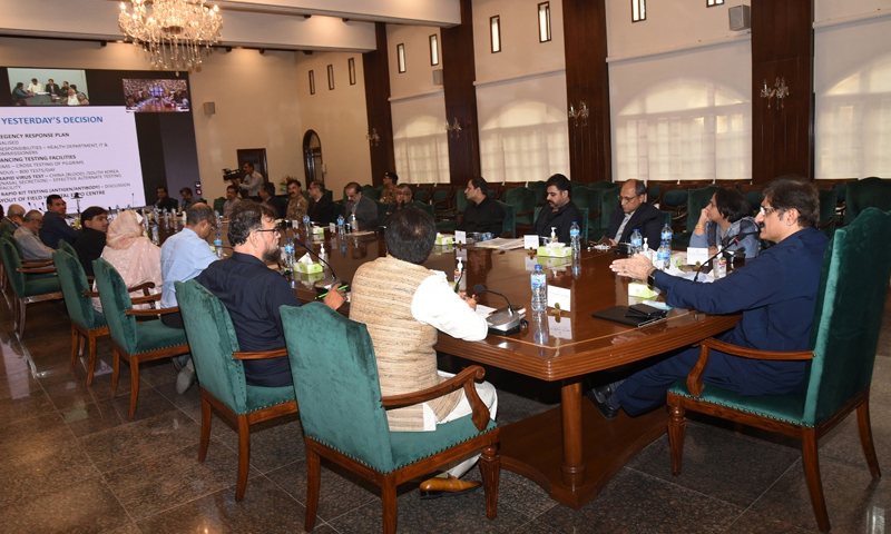 Sindh CM advises people to go into 3-day self-isolation as local cases rise