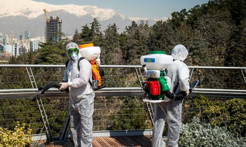 Iran defends response as virus deaths surpass 1,000