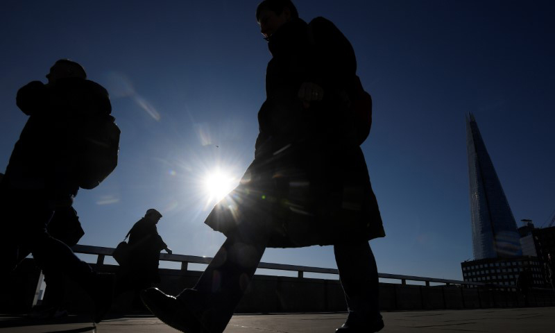 UK calls in army and warns people to stay home or face lockdown