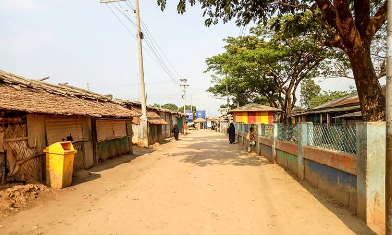 Rohingya camps in Bangladesh put under 'complete lockdown'