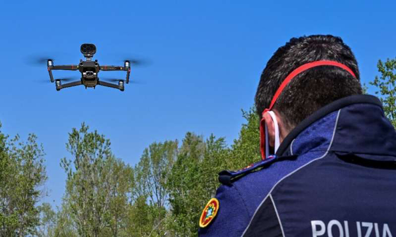 Drones take Italians' temperature and issue fines