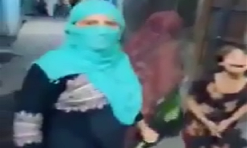 Cops on rampage barge into Muslim homes in Deoband