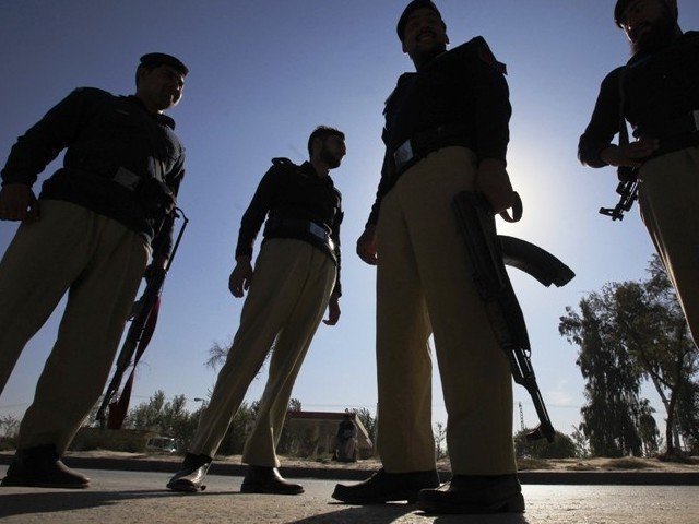 Three robbers killed in encounter with police in Jhang