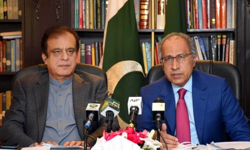 Current account  deficit becomes surplus for the first time in last several years: Hafeez