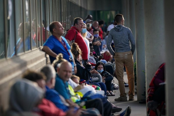 U.S. weekly jobless claims increase more than expected