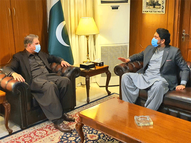 Hindutva regime destroys India&rsquo;s secular image: FM Qureshi