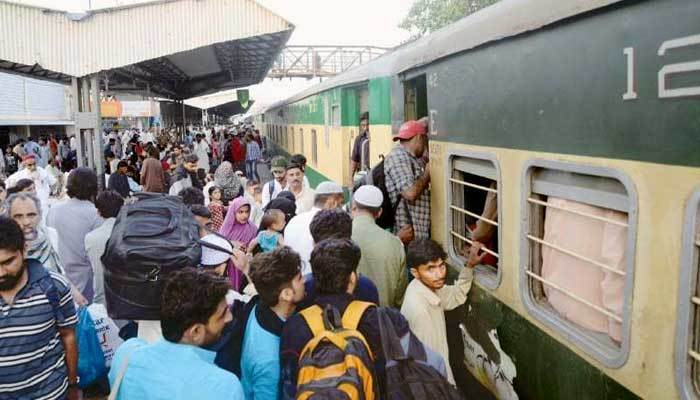Pakistan Railways fails to restore its online reservation