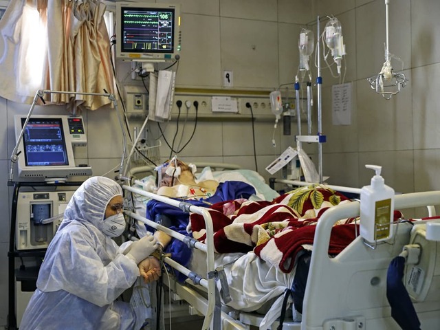 1,558 critical Covid-19 patients currently hospitalized in Pakistan