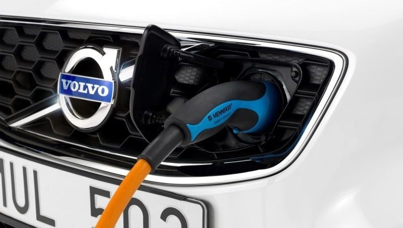 Betting on death of petrol cars, Volvo to go all electric by 2030