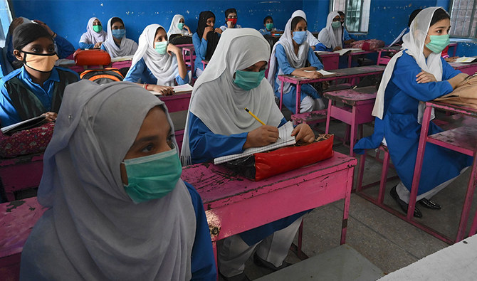 KP govt decides to close schools in 9 districts