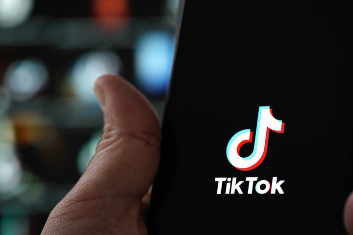 Pakistan removes ban on Tik Tok