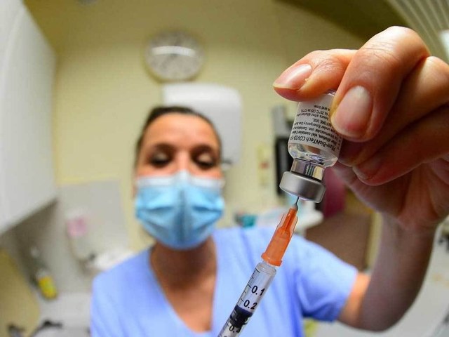 93,445 coronavirus vaccines administered in the past 24 hours: NCOC
