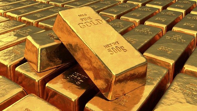 Gold prices edge lower in Asia