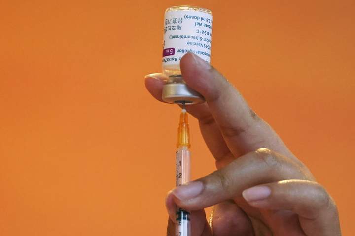 Taiwan mobilises diplomats to seek out COVID-19 shots