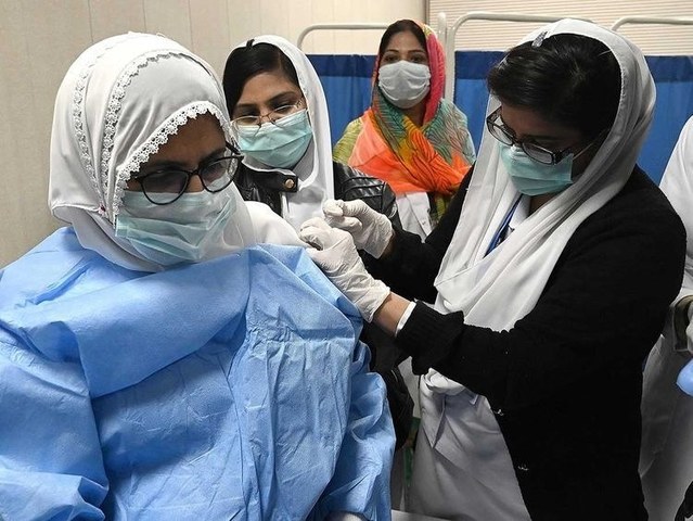 Pak/ Covid: Only 6 cases of serious side effects of vaccines reported so far, says Dr. Faisal&nbsp;